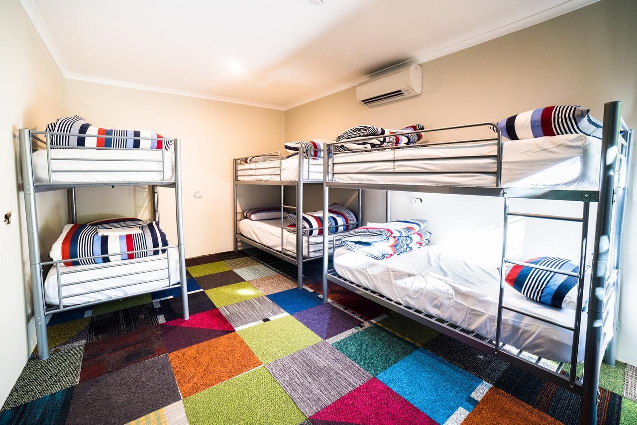 Jump Inn Alice Budget Accommodation Alice Springs Eksteriør billede