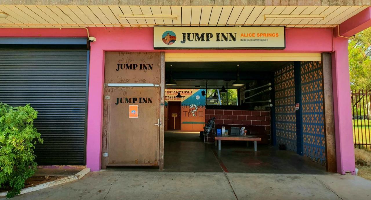 Jump Inn Alice Budget Accommodation Alice Springs Eksteriør billede