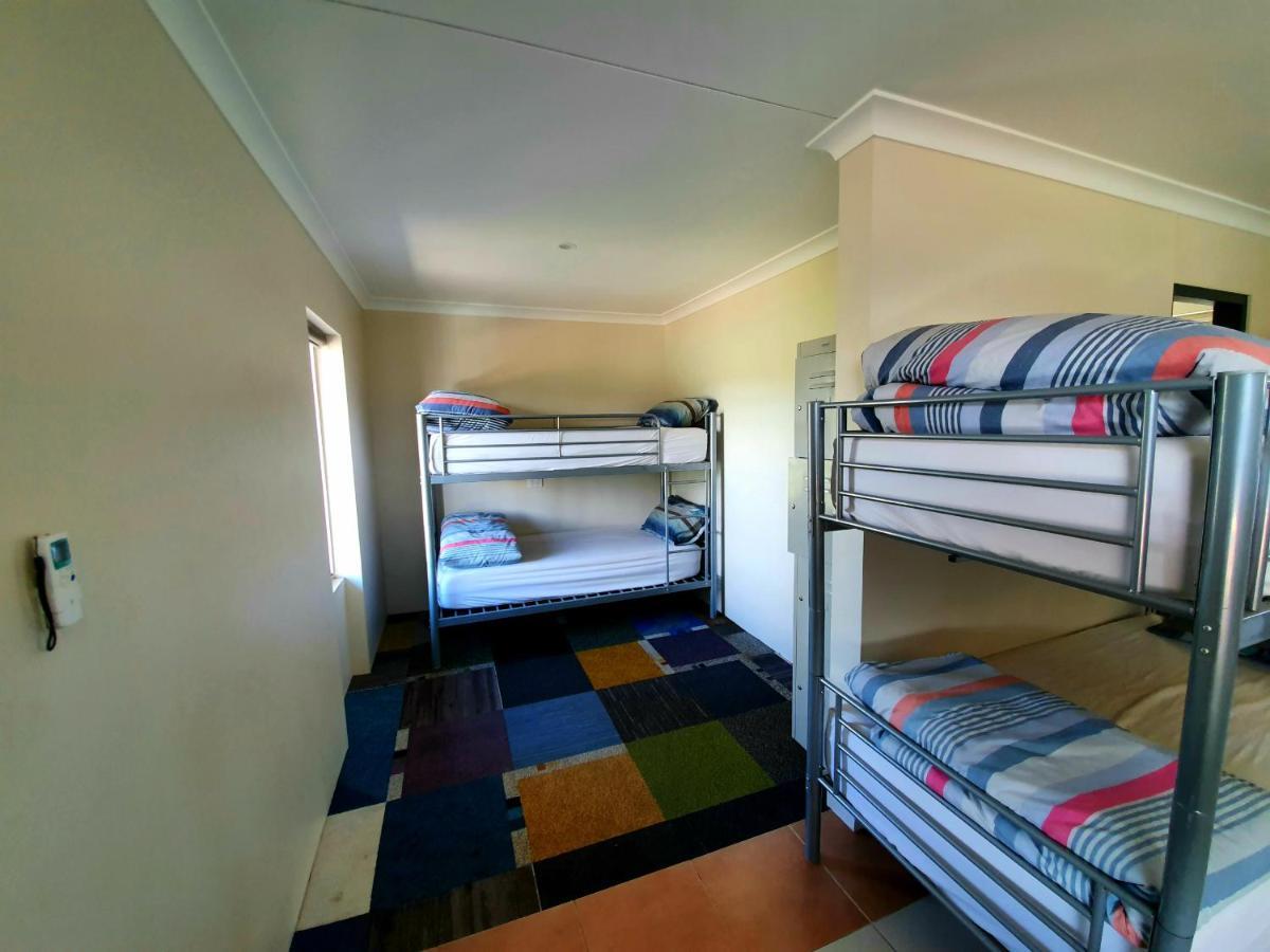 Jump Inn Alice Budget Accommodation Alice Springs Eksteriør billede